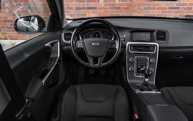 Volvo S60 cena 39900 przebieg: 234506, rok produkcji 2013 z Ostrowiec Świętokrzyski małe 781